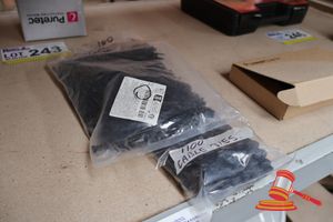 244 · BUNDLE OF ASSORTED CABLE TIES