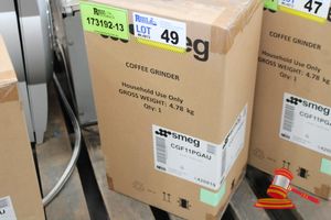 1 X Smeg Coffee Grinder, Model: Cgf11pgau, Gross Weight: 4.78 Kg (Poss Unused, Boxed)