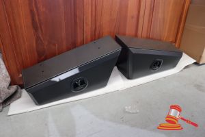 371 · PAIR OF TAPERED UNDER TRAY TOOL BOXES, 750mm R&L, ALUMINIUM MATTE BLACK