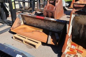 40 · 1 X HIMAC EXCAVATOR BUCKET, GENERAL PURPOSE, MODEL: GPEX72UN, SN:41914-3, 265KG, DATE: (SOME MARKS)