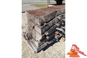 Pack Of 7x Jarrah Slabs, Approx 500-700 X 75mm X 2m