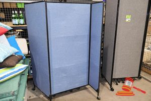 94 · VAROIUS GREY, BLUE AND GREEN FABRIC ROOM DIVIDERS / PRIVACY SCREENS, SOME MULTIPLE PANEL, BLACK FRAME, ON WHEELS. PLUS VARIOUS SCATTER CUSHIONS.