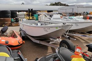 6 · Teleflex Aluminium Boat, 6 mtr White Reg #: EJ424, Expiry: 06/2027 HIN: AU-TWA051535CC1 Features: Garmin System, Life Cell Flares, ICom Radio, Storage Containers, Rope, Mercury Optimax 200 hp Inboard Motor. Condition: **Bubbling Paint work, Detached Seats.** Panel: FAIR, Paint: FAIR, Tyres: FAIR Dash: FAIR, Upholstery: FAIR, Floor: FAIR Overall Condition: FAIR 2008 Blue Seas Marine Boat Trailer Grey, Single Axle Reg #: 1TMC620, Expiry: 13/05/2027 VIN: 6T9T22WA180AAK390 Condition: Panel: FAIR, Pa
