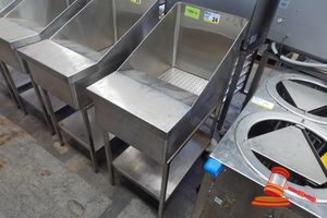 Stainless Steel Portable Chip Dump Station. Approx 470 X 800 X H1200mm