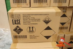 424 · 2x BOXES OF CLEAN EASY HEAVY DUTY DRAIN CLEANER, 1L PER BOTTLE, 20x BOTTLES TOTAL