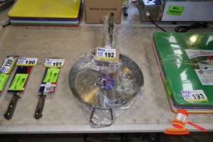 192 · STEEL FRY PAN 36CM