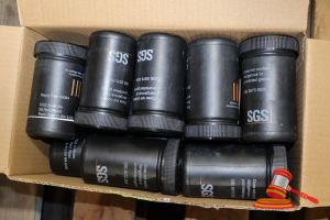 15 X Sgs Oil Sample Container, Boxed (Cmr159789, Iris-Wheatstone)