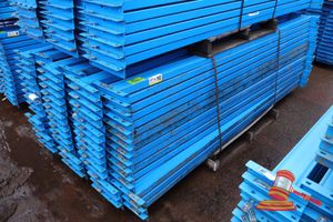 16 X Pallet Racking Uprights Approx 4.8m High 850mm Deep, Approx 90pcs Cross-Beams 2600mm Wide