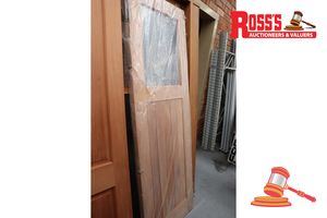 338 · TIMBER DOOR WITH GLASS PANEL, CODE: ED 72, 2040 x 720 x 38mm