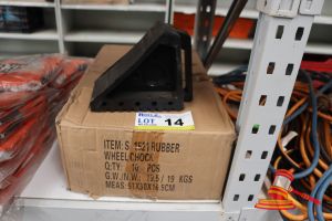 14 · BOX OF RUBBER WHEEL CHOCKS