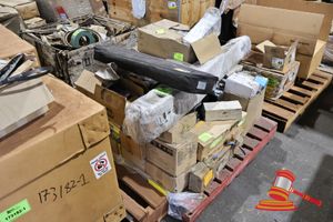PALLET ASSORTED HARDWARE, TOOLS & MISCELLANEOUS ITEMS INCLUDING GREEN SCREEN, TEA ORGANISERS, WINE RACK, CARTONS OF BOLTS, SCREWS, BRACKETS, BLADES, POLE SANDER, CORDS, PROJECTOR BAG, ON A PALLET (UNUSED,UNTESTED)