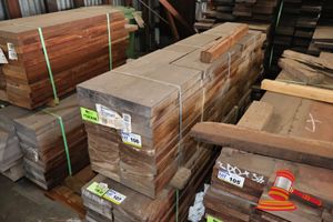 106 · JARRAH SKIP DRESSED, STD, 190mm x 45mm, 34LM, RANDOM LENGTHS, QTY 0.34M3 (L1900 x W400 x D500 TRANSPORT SIZE ONLY APPROX) (PACK# 2481299)