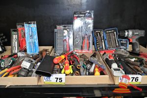 75 · TRAY OF ASSORTED HAND TOOLS , INCLUDES: DAYTONA RATCHET CRIMPER SET, DAYTONA 12-20AWG DEUTSCH CONTACT CRIMPER, VARIOUS SCREWDRIVERS, WRENCHES, PLIERS