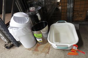 78 · 4 X ASSORTED CONTAINERS/BINS, INCLUDES: STAINLESS STEEL BINS, PLASTIC BINS AND BASKET, ASSORTED SIZES, SOME MARKS