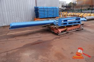 3 X Cantilever Racking Columns With Arms, Approx 6000mm X 1900mm