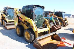 13 · CATERPILLAR 226D3 CAT BUCKET REVERSING CAMERA, VIN: CAT226D3HDX8200149, UNKNOWN YEAR, HRS: 3673.6 CONDITION: FAIR, TYRES: POOR, NON RUNNER, BC2032