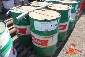 84 · 4X CASTROL PREMIUM COOL PLUS 50 ENGINE COOLANT 205L