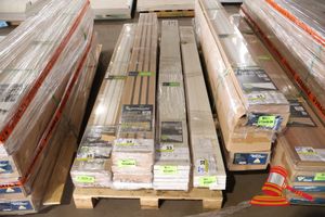 Perma Timber Quickboard Light Grey Wall Lining. Light Weight, Pre Finsihed, Easy Instal. Size 200 X 2700 X 12mm. 2 Boards Per Pack X 6 Packs. (Approx 6.48m2). Unused. Note: Not Suitable For Use In Direct Sunlight Or Strong Reflective Light
