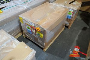 31 · APPROX 70, CATERPILLAR 629-1489 DOOR SEALS, IN A PALLET