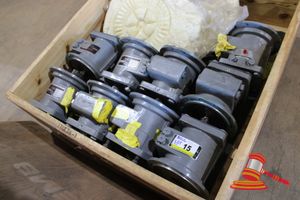 15 · 9 x HILLIARD HYDRAULIC OVER RUNNING CLUTCH STARTER ASSEMBLY, MODEL#6601-01-109-0 VARIOUS CONDITION (IRIS#031626)