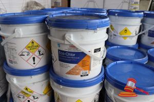 412 · 2x TUBS OF ECO-CHLOR DRY CHLORINE TABLET BACTERICIDE (GRANULAR), 10kg PER TUB