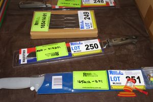 250 · MAESTRO 25CM BREAD KNIFE