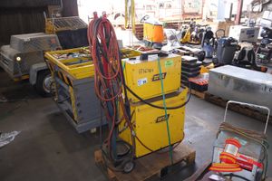 59 · 1 X WELDING INDUSTRIES OF AUSTRALIA WELDMATIC 215S MIG WELDER WITH WIRE FEEDER, MODEL: WELDMATIC 215S, 240V, UNTESTED (SOME MARKS / STRAPPED TOGETHER ON PALLET) (REF;10, 170423-1, WL4756-69)