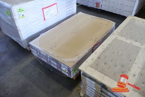 32 · SUPERIOR FLOORING - KP1825 x QTY 23.43 COLOUR GRAMD - OAK - BROWN (P012)