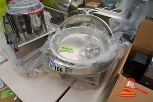 108 · DELUXE ROUND GLASS TOP CHAFER (UNUSED)