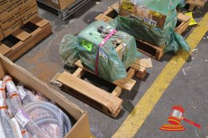 16 · SKID WITH APPROX 6 x SENSOR ABS WHEEL SPEED FOR SCANIA, APPROX 2 x SENSOR TEMP C/W, MANUFACTURE THERMOWELL, P/N 111238 ON A PALLET (B8575504)