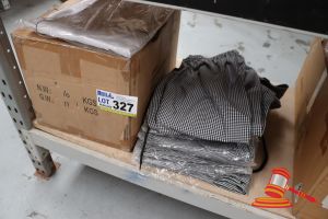 327 · BUNDLE OF CHECKERED CHEFS PANTS, SIZE: 2XL