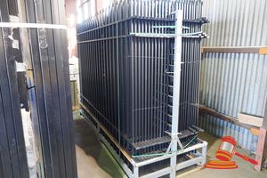 23 · 10 FT BLACK IRON FENCING, 24 x PANELS, 25 x POSTS # S07268G