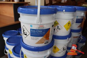 372 · 2x TUBS OF ECO-CHLOR DRY CHLORINE TABLET BACTERICIDE (GRANULAR), 10kg PER TUB