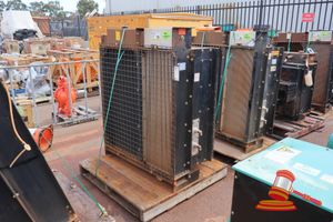 19 · 1 X MULTI-RAD RADIATOR COOLING UNIT, MODEL: BWCTQSL9G5F55S, ENGINE MODEL: QSL9-G5, SN:2201-19030860803, DATE: 2019.6, APPROX 1.8M HEIGHT (UNTESTED)(S44#RITM084070, DR# 1750)