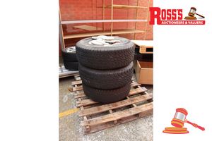 323 · SET OF ALLOY WHEELS TO FIT HUMMER WITH 5x CENTER CAPS