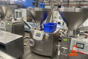 2 · OMET FOODTECH CONTINUOUS VACUUM FILLER WITH HOPPER AND HYDRAULIC LOADER. MODEL: F80B, 400V, 121 . STAINLESS STEEL. 3 PHASE (PLUG). INCLUDES BLUE BIN WITH ASSORTED TOOLS AND ACCESSORIES. APPROX 2M X 67CM X H2M. (UNTESTED)