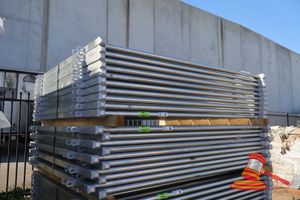 10 X 2.1m X 1.8m Portable Cattle Panels & Locking Pins