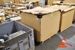 102 · EMS FILTER KIT EMS-SKSS-FKIT500, INCLUDES FUEL FILTERS, A/C FILTERS, ENGINE OIL FILTERS, LOOP FILTERS, CHARGE FILTERS, COMPRESSOR FILTERS, CASE DRAIN FILTERS, BREATHERS, LUBRICANTS (POSS UNUSED, BOXED, ON A PALLET), (B7274836)