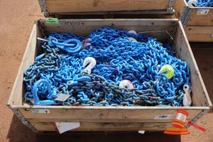 Bullivants Grade 100, 13mm, Chains ,With Hooks In Crate ( Poss Unused)