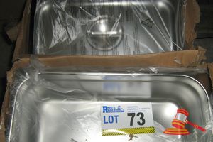 73 · 6 x GASTRONORM TRAYS, 100mm DEEP 1/3 WITH LIDS