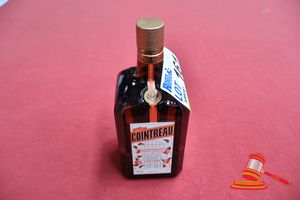 161 · 1 X 1L COINTREAU LIQUEUR, L'UNIQUE, 40% VOL