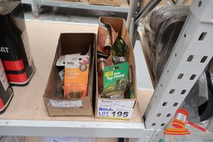 195 · BUNDLE OF ASSORTED FITTINGS