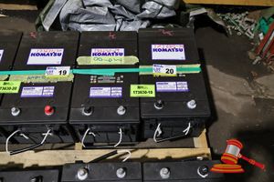 20 · 2 X KOMATSU BATTERY, 12V, 58D0601190, RC 440, CCA(A): 1425, REF.CA @0C; 1755, (UNTESTED), APPROX; 480MM D X 260MM W X 230MM H