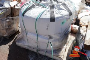 1000KG OF MBR BLASTING ABRASIVE AND REFURBED MATERIAL, BAGGED, ON A PALLET (CMR 14645)