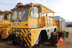 21 · 2008 ZEPHIR LOK 16.300 RAIL SHUNTER SERIAL # 2142, ENGINE # 3525595, 1433 HRS SHOWING, DIESEL, TARE WEIGHT 29000kgs, MAXED TOWED LOAD CAPACITY 3200T GROSS, 224kW, REMOTE CONTROLS, ASSET # RVP003