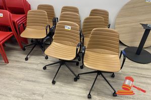 206 · 8 X MOBILE OFFICE CHAIRS. BLACK METAL FRAME WITH TAN LEATHER LOOK PADDED SEATS. SOME SEATS WORN/DAMAGED