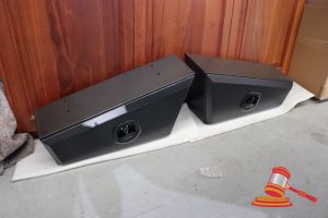 369 · PAIR OF TAPERED UNDER TRAY TOOL BOXES, 750mm R&L, ALUMINIUM MATTE BLACK