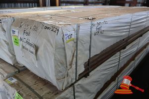 137 · 085 x 020 DECKING JARRAH FEATURE APPROX 659LM RANDOM LENGTHS (PACK NO:310003229) TRANSPORT DIMS- L5.6 x W.500mm x D.500mm