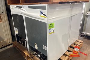 4 X Bar Fridges On A Pallet 3 X Whirlpool ,Wro 12sw, 1 X Hisense, All Used