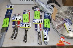 374 · MAESTRO 25CM BREAD KNIFE